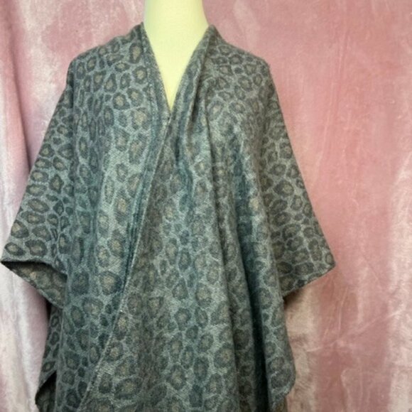 Womens Distressed Leopard Print Wrap Cover Up WoolRich Size One Size - Picture 1 of 8